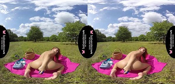  Solo Ornela Morgan is masturbating in the nature, in VR